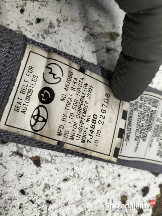 PAS BEZPIECZEŃSTWA LEWY PRAWY TYŁ KPL Toyota świętokrzyskie