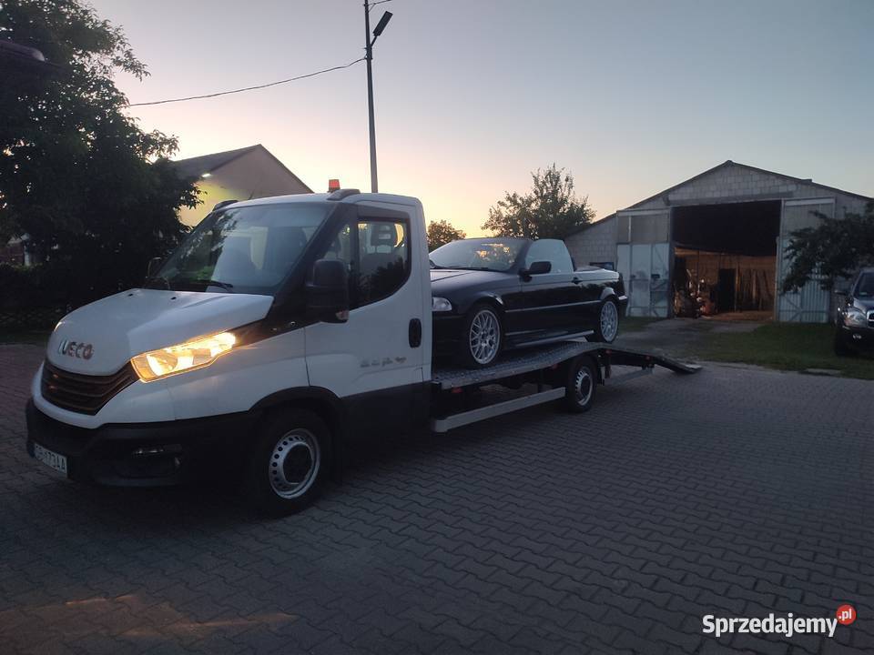 Iveko 35 s 18 laweta holownik pomoc drogowa nieuszkodzony Radzyń Podlaski