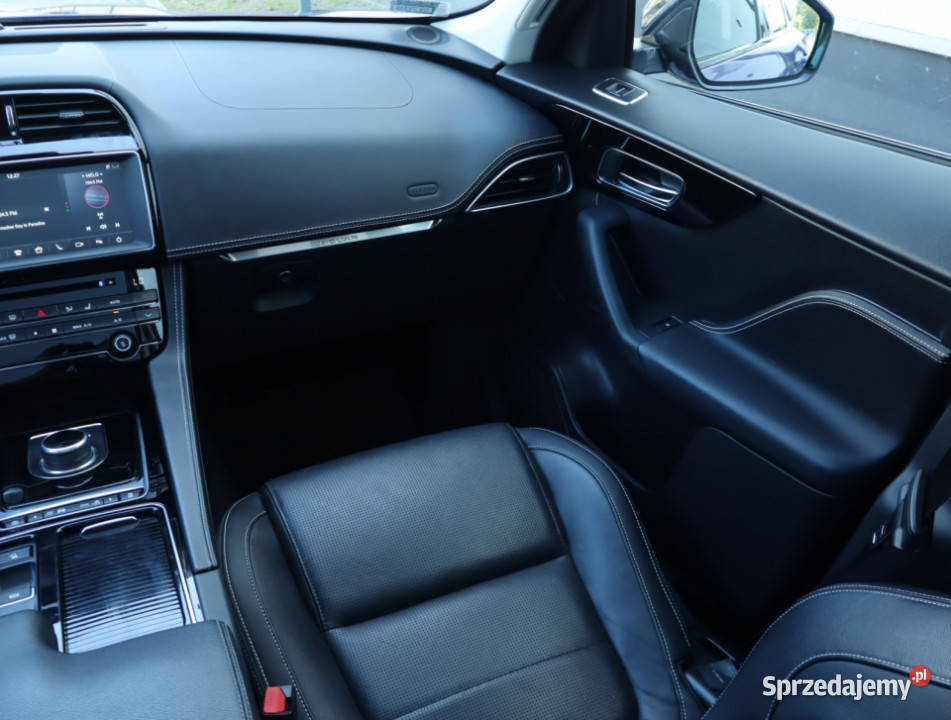 Jaguar FPace 25d AWD Rok produkcji 2018 Łódź