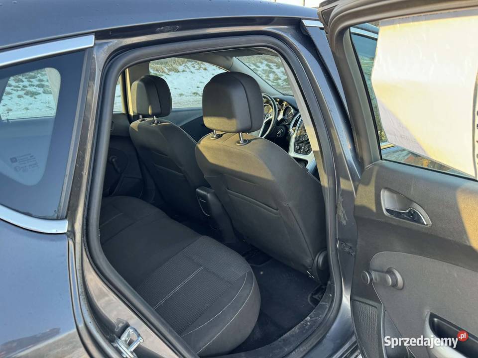 Opel Astra 14T 140 2010r 1400cm3 zachodniopomorskie Szczecinek