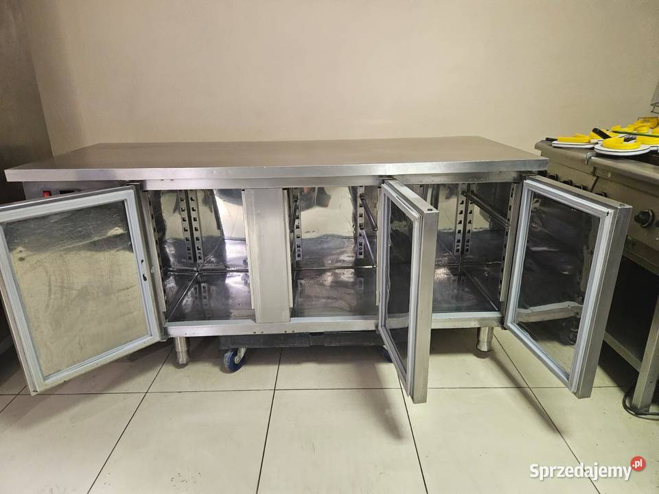 Stół chłodniczy 3drzwiowy Dora Metal 182 stal Pszczyna