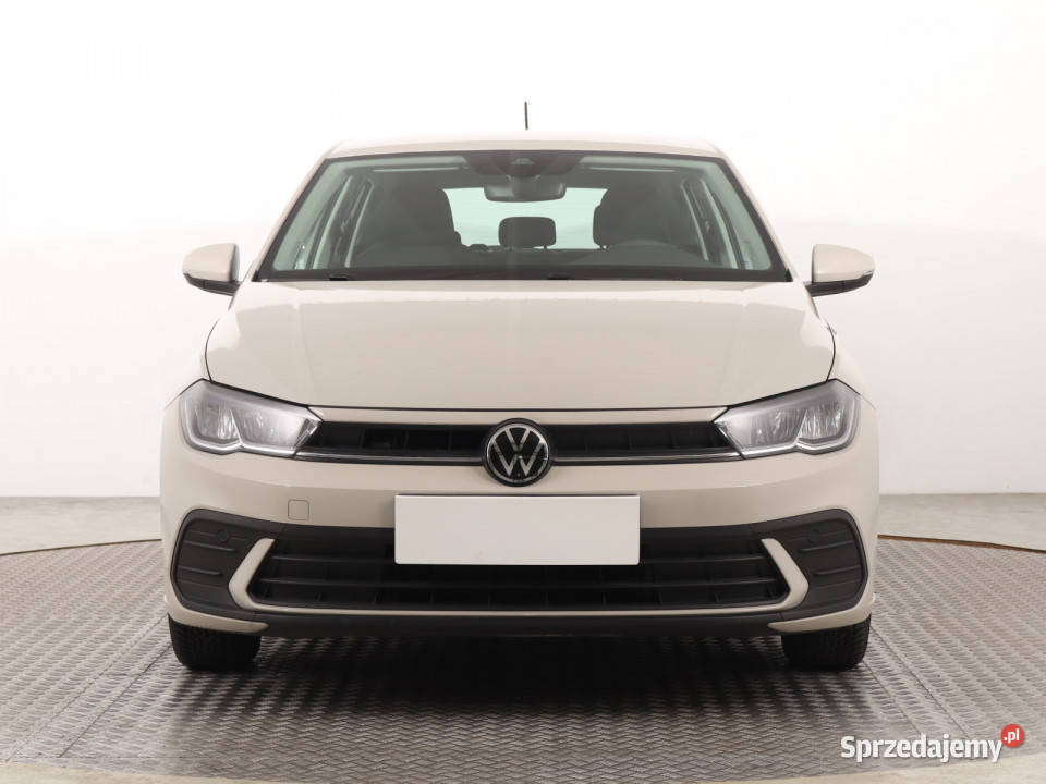 VW Polo 10 TSI światła LED
