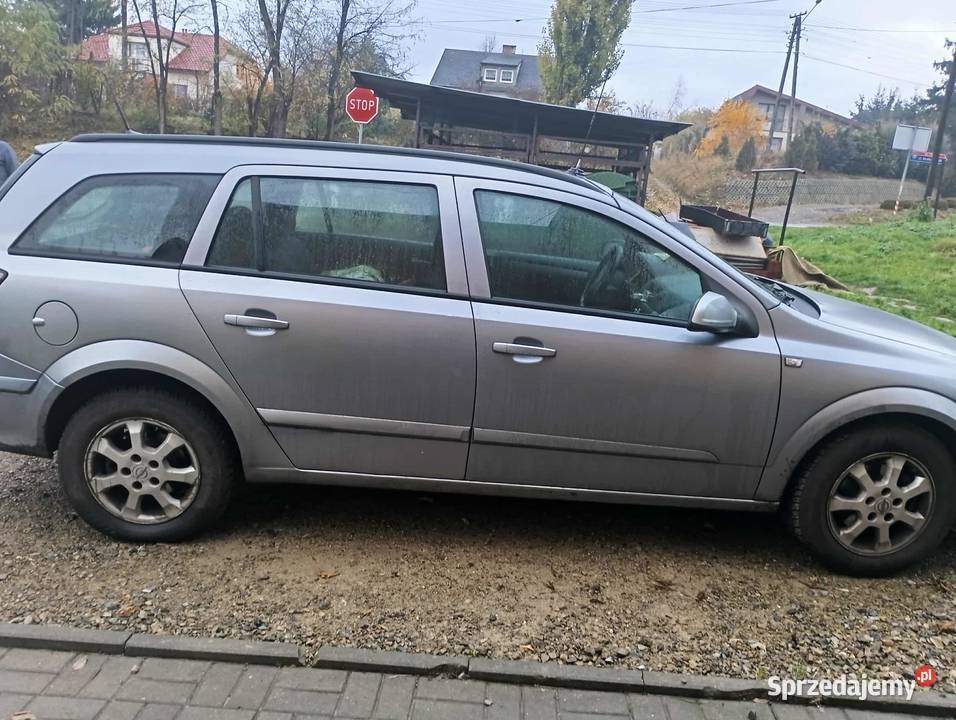 Samochód Opel Astra 230km Opatów