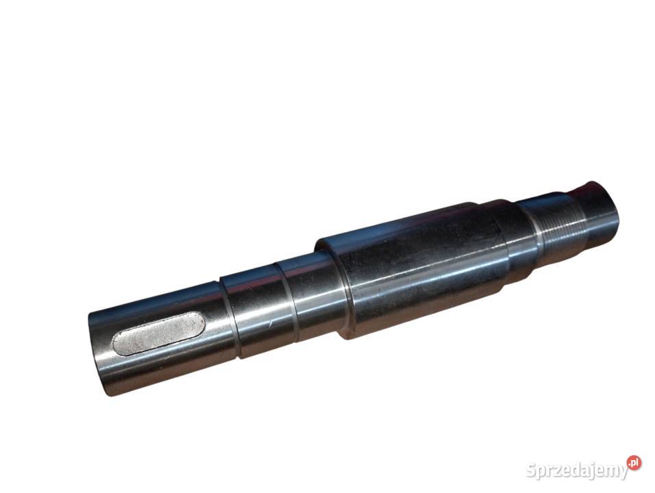 Oś napędu Bąk 8111010111 Tyczyn sprzedam