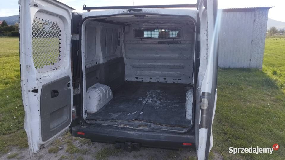 Renault Trafic Vivaro19 cdti klima elektryka hak Żywiec