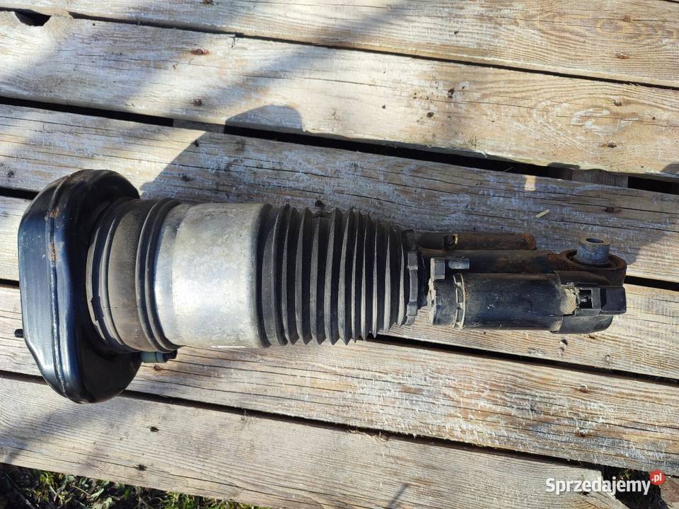 Amortyzator tylny lewy BMW G31 Touring osobowe Kamiennik