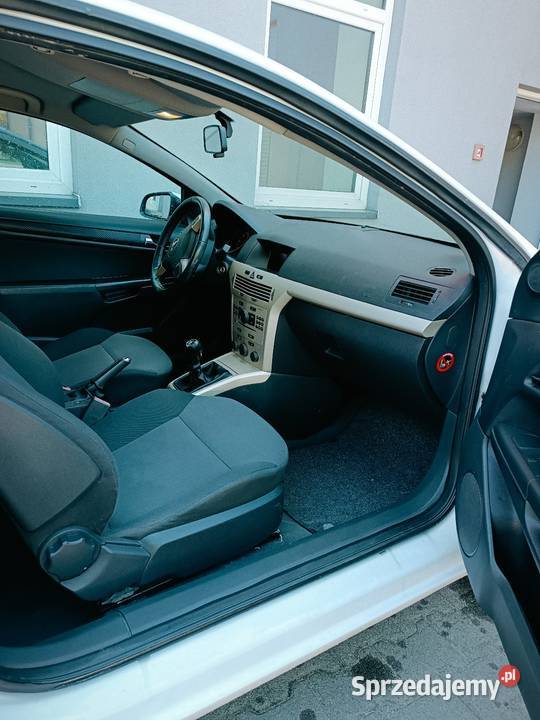 Opel Astra GTC 17 CDTI elektryczne lusterka Astra Piotrków Trybunalski sprzedam