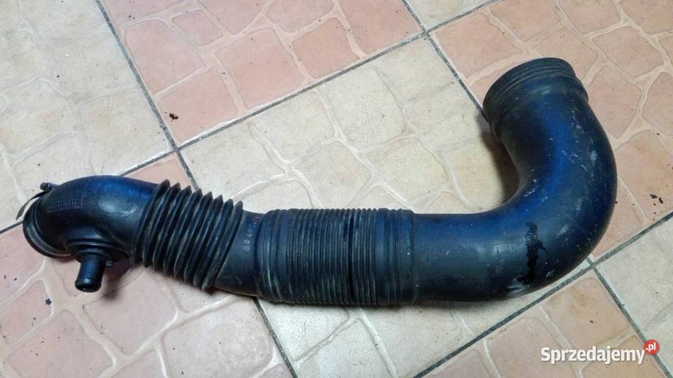 RURA PRZEWÓD POWIETRZA IVECO 23 HPI 504069780 osobowe Kiełczyna