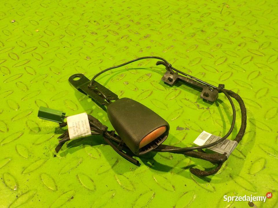 CHRYSLER 300C 06r 4D zapinka pasa lewa przod Suków