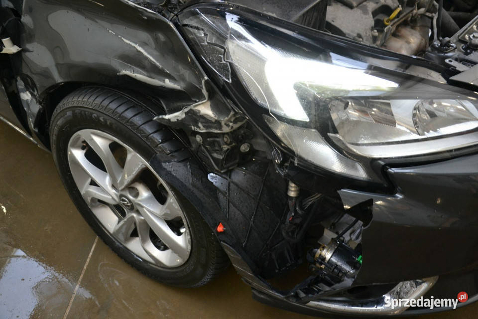 Opel Corsa 14 benzyna 90 ledy climatronic mały 1400cm3 Kęty sprzedam