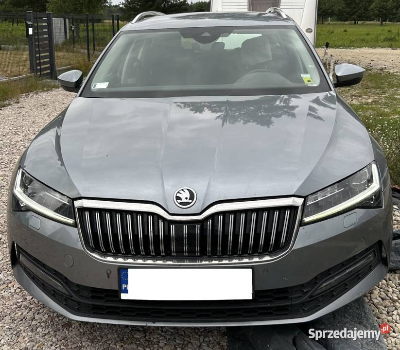 Superb 3 3v5 20 TDI Ambition Matrix LED gniazdo USB Superb Góra Kalwaria