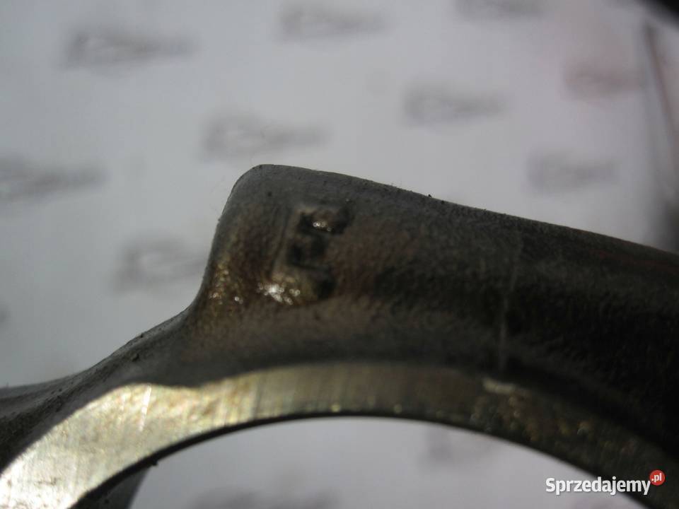 PEUGEOT 208 12 VTI HMZ HM01 82 tłok korbowód