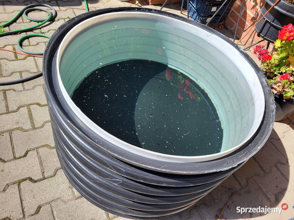 Dekieltaca na rurę plastikową 80 wewn Rury i kształtki sprzedam