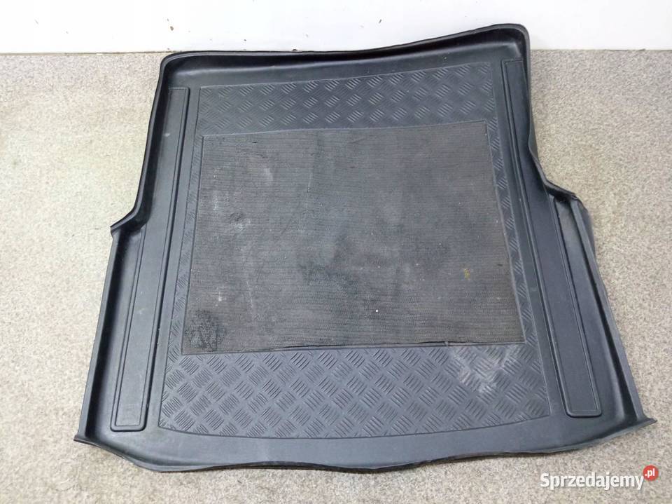 PODŁOGA BAGAŻNIKA MATA GUMOWA T27 KOMBI Toyota sprzedam
