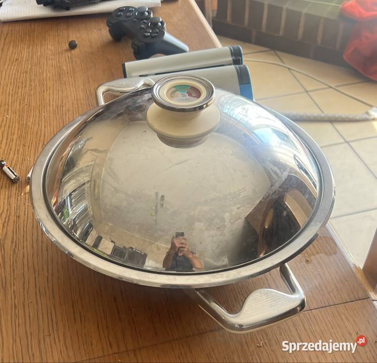 Naczynie Wok z pokrywą 45 l 30 2 uchwyty Trzemeszno