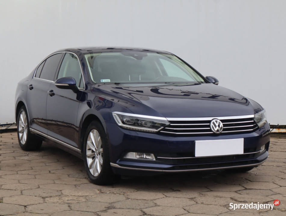 VW Passat 18 TSI światła LED Łódź