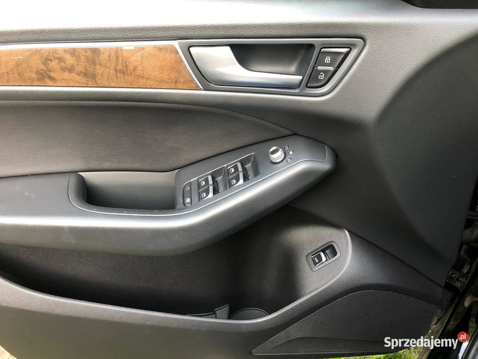 AUDI Q5 20L PREMIUM I4 DI DOHC VVT turbo AWD Warszawa