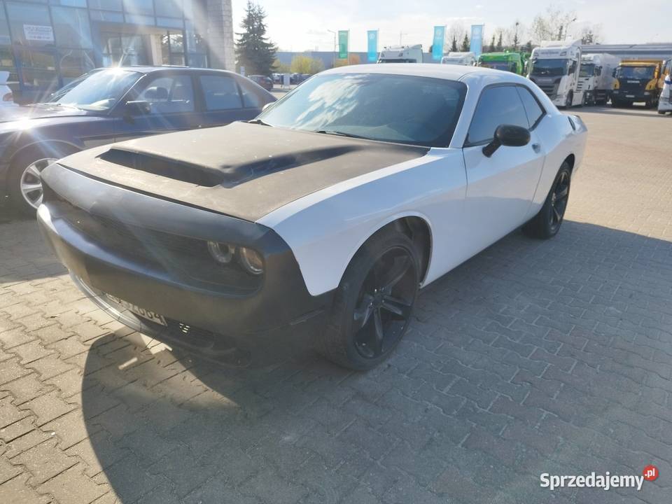 Dodge challenger 36 V6 lift pakiet SRT 305 sprowadzony Lublin