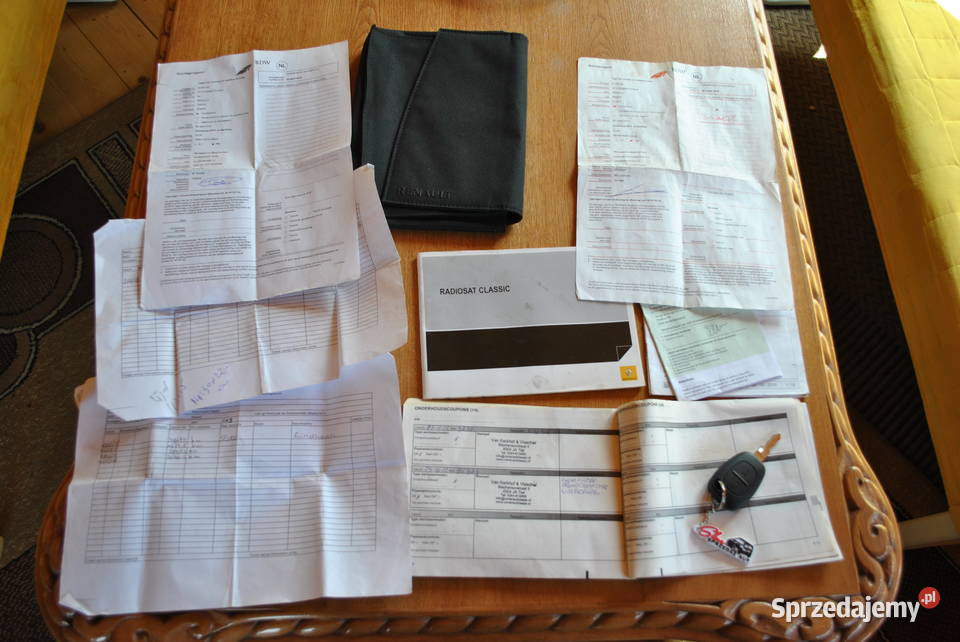 Renault Trafic Long Długi Brygadówka 6 Miejsc Hak Sierakowice