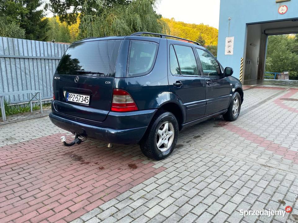 Mercedes ML W163 27 CDI 4x4 automatyczna Lutcza