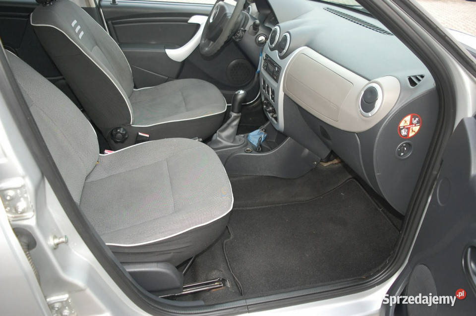 Dacia Sandero I 20082012 srebrny Dębica
