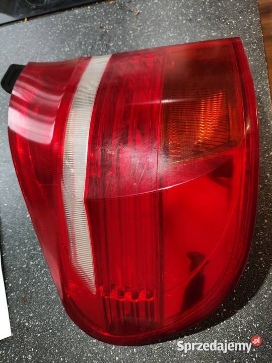 Lampa tylna lewa BMW x5 e70 przedlift