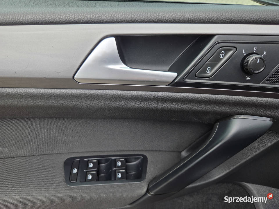 2017r 16TDi Serwis ASO Klima Nawigacja 2 x Koła 105KM Zamość
