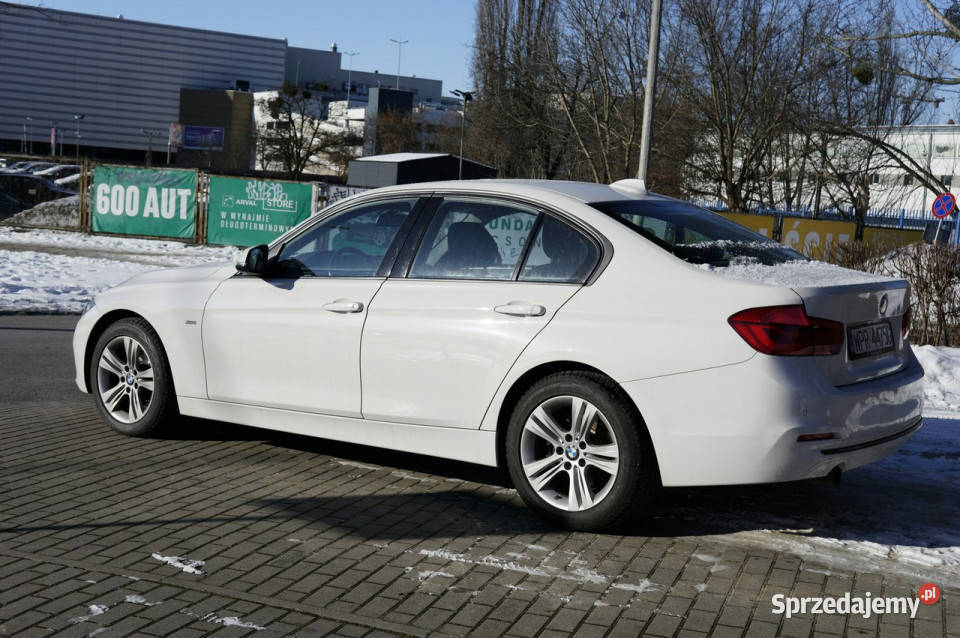 BMW 318 Sport Line faceliftingu salon Polska Warszawa sprzedam