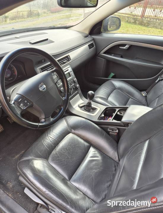 Volvo v70 20d skóra hak alufelgi 17 prywatnie Radzyń Podlaski sprzedam