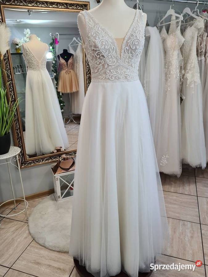 Suknia ślubna 3638 Rozmiar 38(M) Września