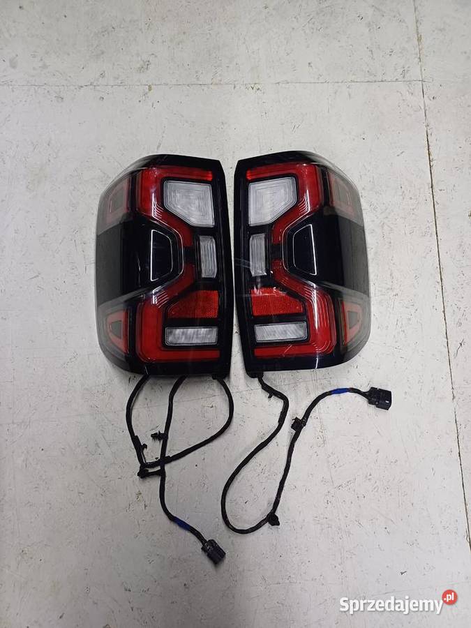 Dwie lampy tylnie FORD RAPTOR 2022 Szerzyny
