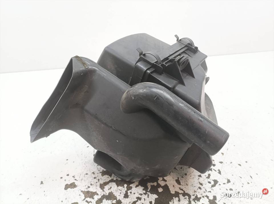 OBUDOWA FILTRA POWIETRZA 36 V6 Jeep Grand