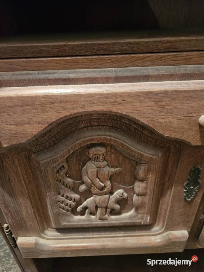 Meble barokowe Kredensy i witryny Drzecin