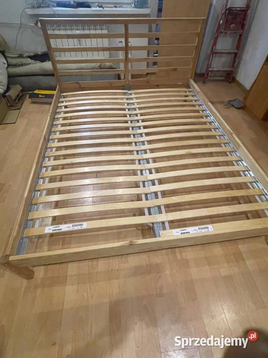 Mam do sprzedania łóżko drewniane TARVA Czeladź sprzedam