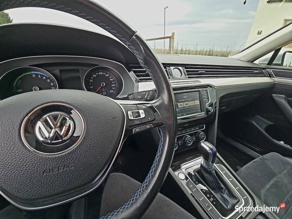 VW Passat GTE 2016 218 Piekny i zadbany wielkopolskie Szydłowo