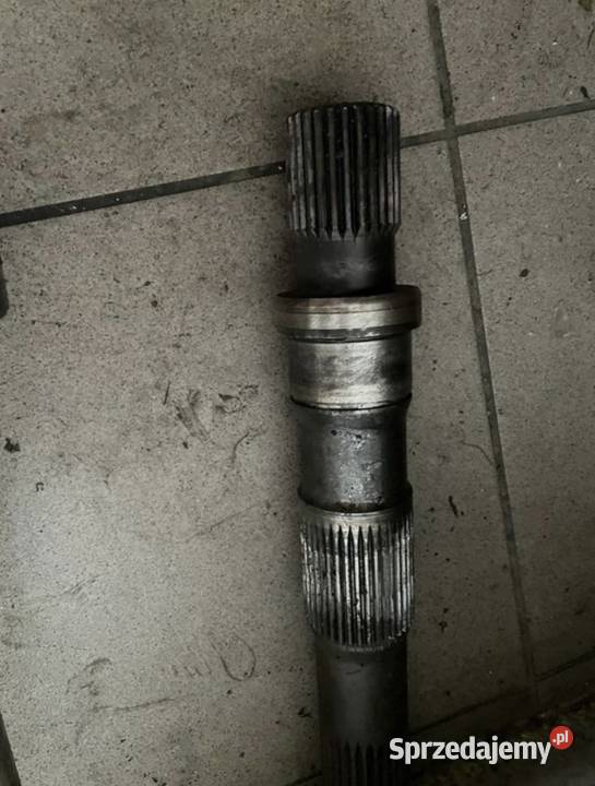 Tuleja łącznik skrzyni biegów i Hydromotoru opolskie Namysłów sprzedam