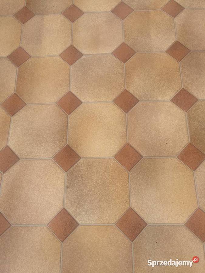 Wykładzina PCV Gumolit Podłogi i schody Katowice