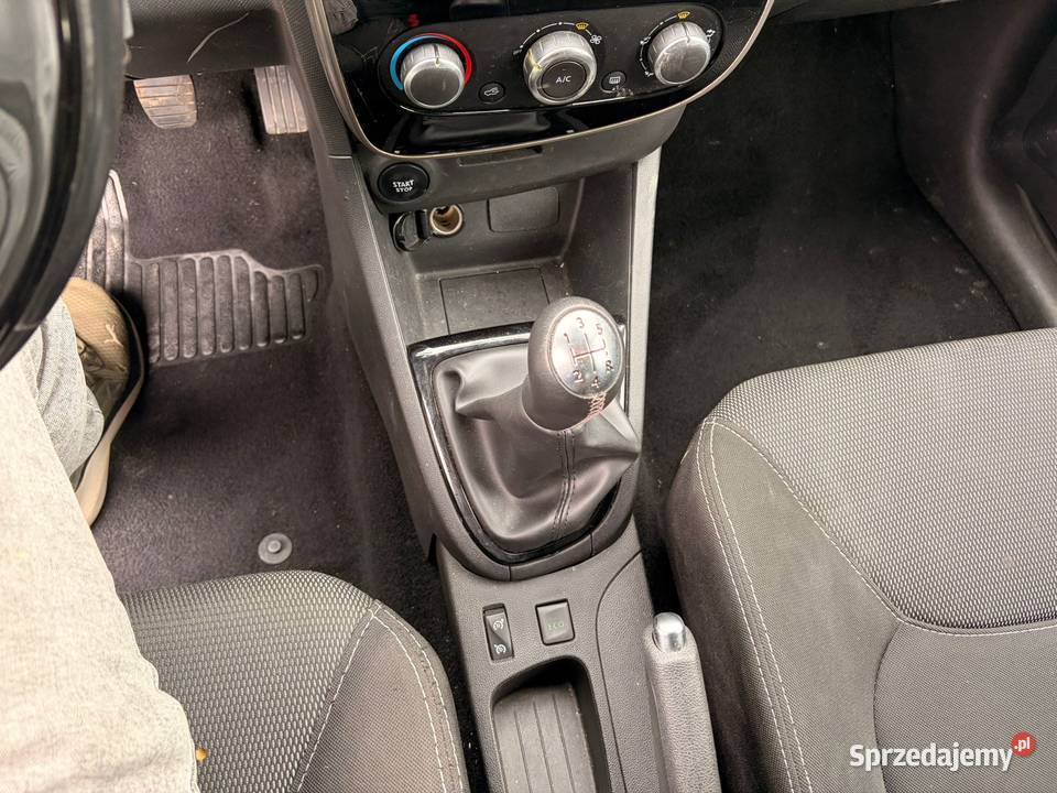 RENAULT Clio IV 15 Energy DCi 75 Zen EB285 Lublin