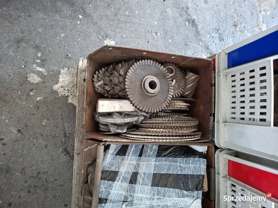 Tokarka RW 32 reworwerowa świętokrzyskie Ostrowiec Świętokrzyski