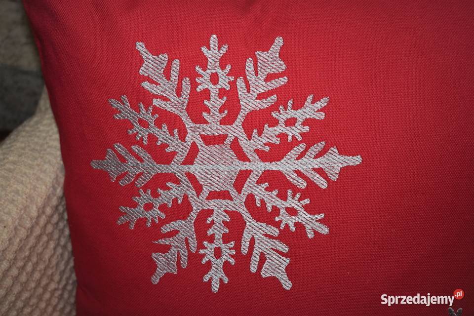 Poszewka Świąteczna haftowana 50 x 50 inny kolor Stare Kupiski sprzedam