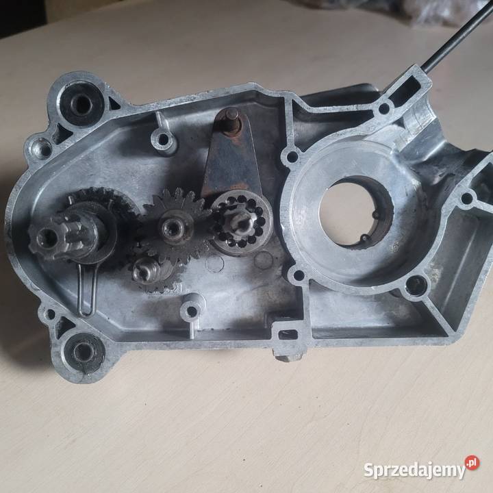 Silnik kartery Romet komar motorynka 023 Kartery Pszczew