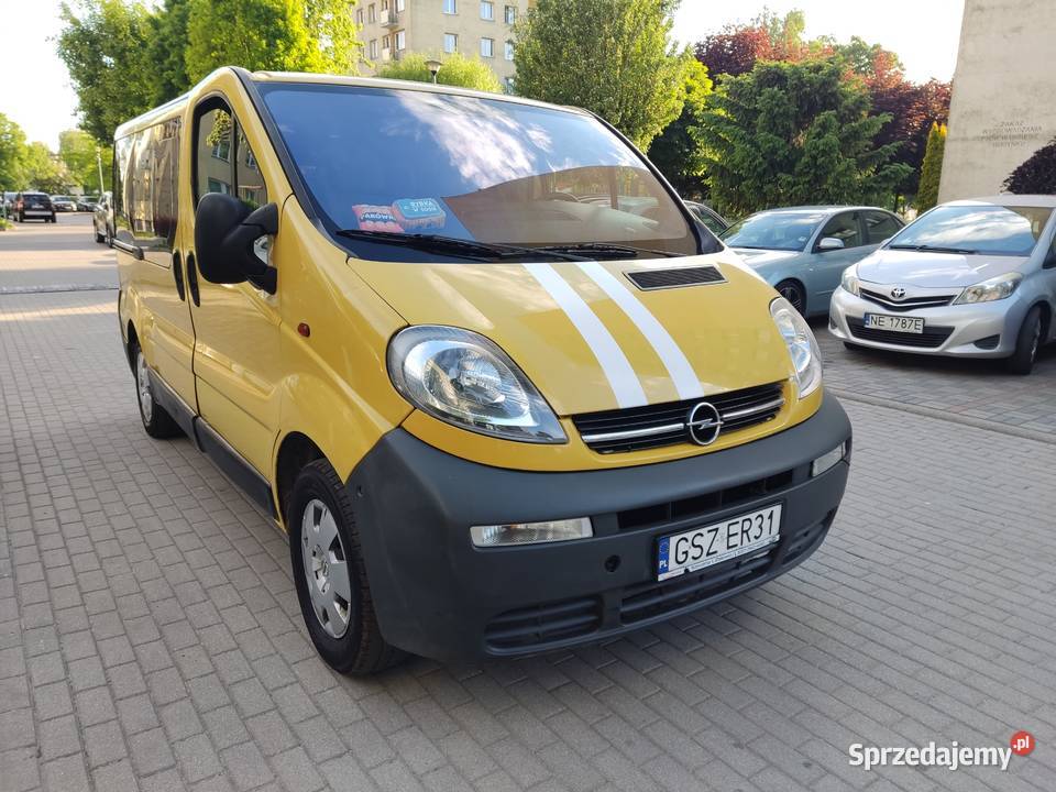 Vivaro 9 osobowy r2003p19d bez dpf prosty silnik ABS Elbląg