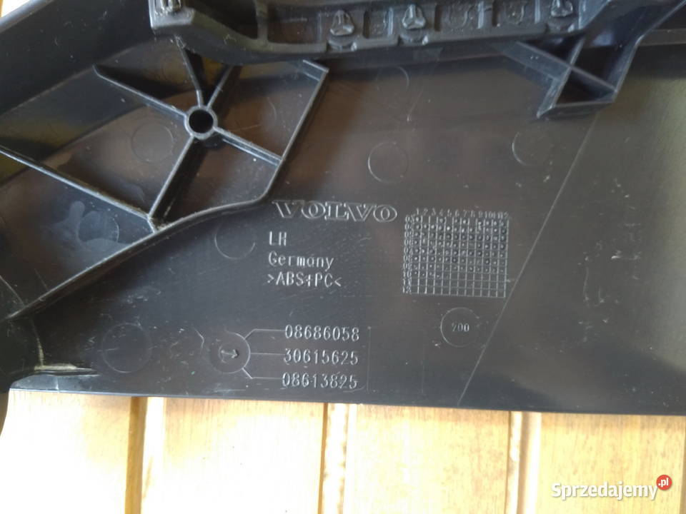 Maskownica boczna fotela lewego Volvo S40II V50 fotele, kanapy Białystok