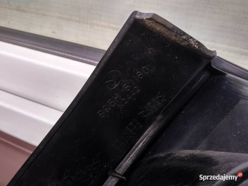 Mazda 3 BK sedan lampa tył tylna lewa narożna w osobowe Sieradz