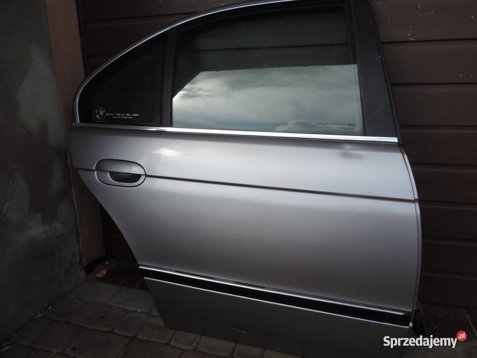 DRZWI PRAWY TYŁ BMW E39 SEDAN Rok produkcji 1999 Nowy Sącz