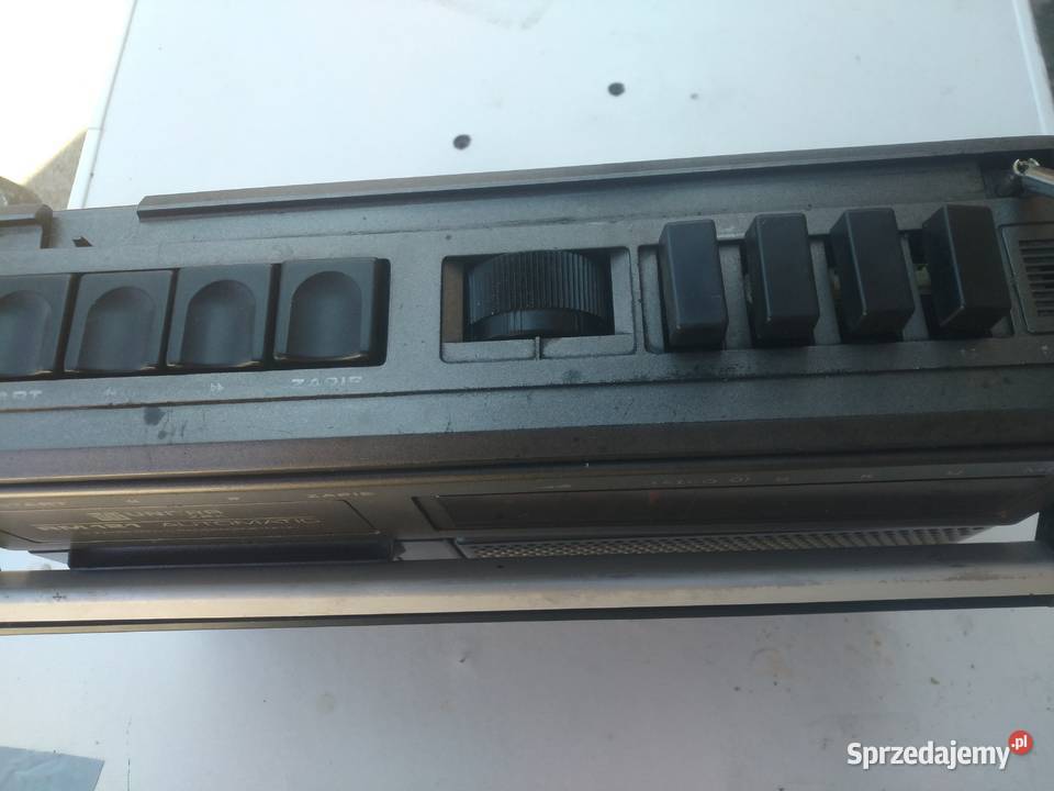 Radiomagnetofon Unitra RM 121 Łowicz