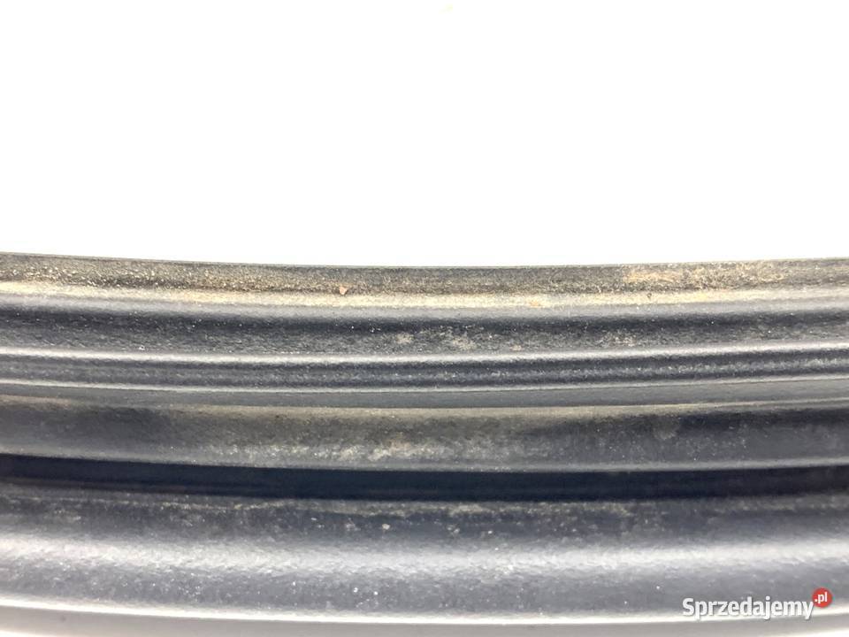 USZCZELKA DRZWI PRZÓD PRAWA LEXUS LBX Crossover