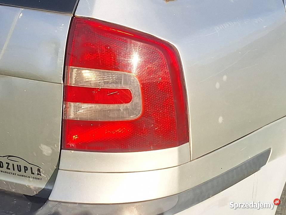 Lampy Tył Skoda Octavia II 2 Kombi osobowe Wisznice