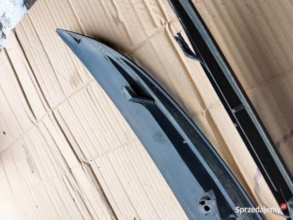 FORD MONDEO MK1 KOMBI OSŁONA BOCZNEJ SZYBY Kamień-Kolonia