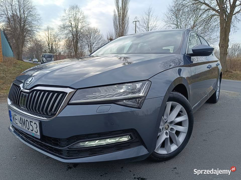 Skoda superb 2.0 TDI salon Polska, serwis ASO bezwypadkowy FV23%